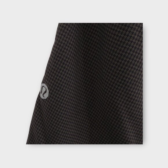 Lululemon Mens Shorts Size 36 Checkered Chino Metal Button Stretch Style - Picture 7 of 7